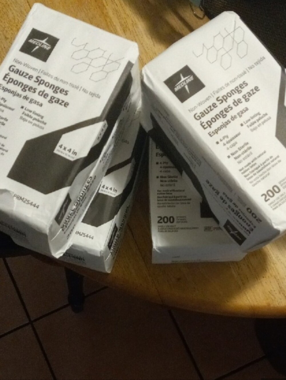 Medline White Gauze Sponges 4x4 in - Pack of 200 Brand New.